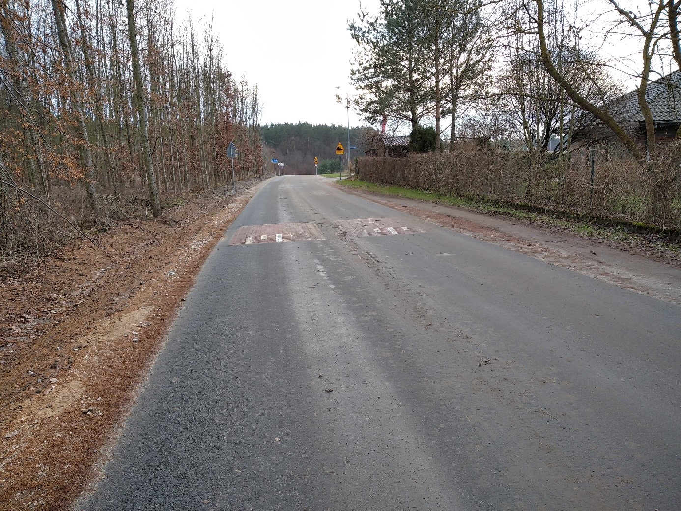 Zakończenie budowy drogi gminnej, ulica Leśna w Pawłówku.