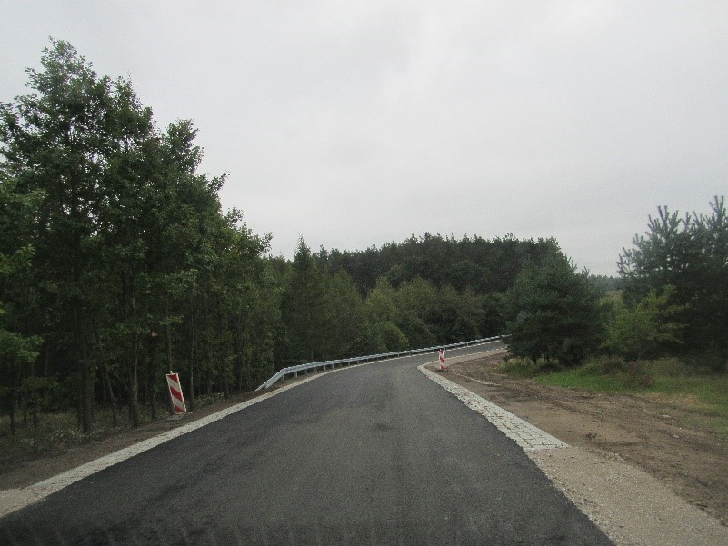 Na ukończeniu są prace związane z przebudowa ul. Leśnej w Pawłówku.