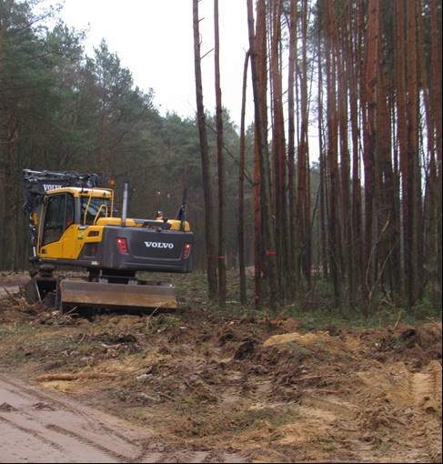 Rozpoczęły się prace na drodze Kruszyn-Dąbrówka Nowa.