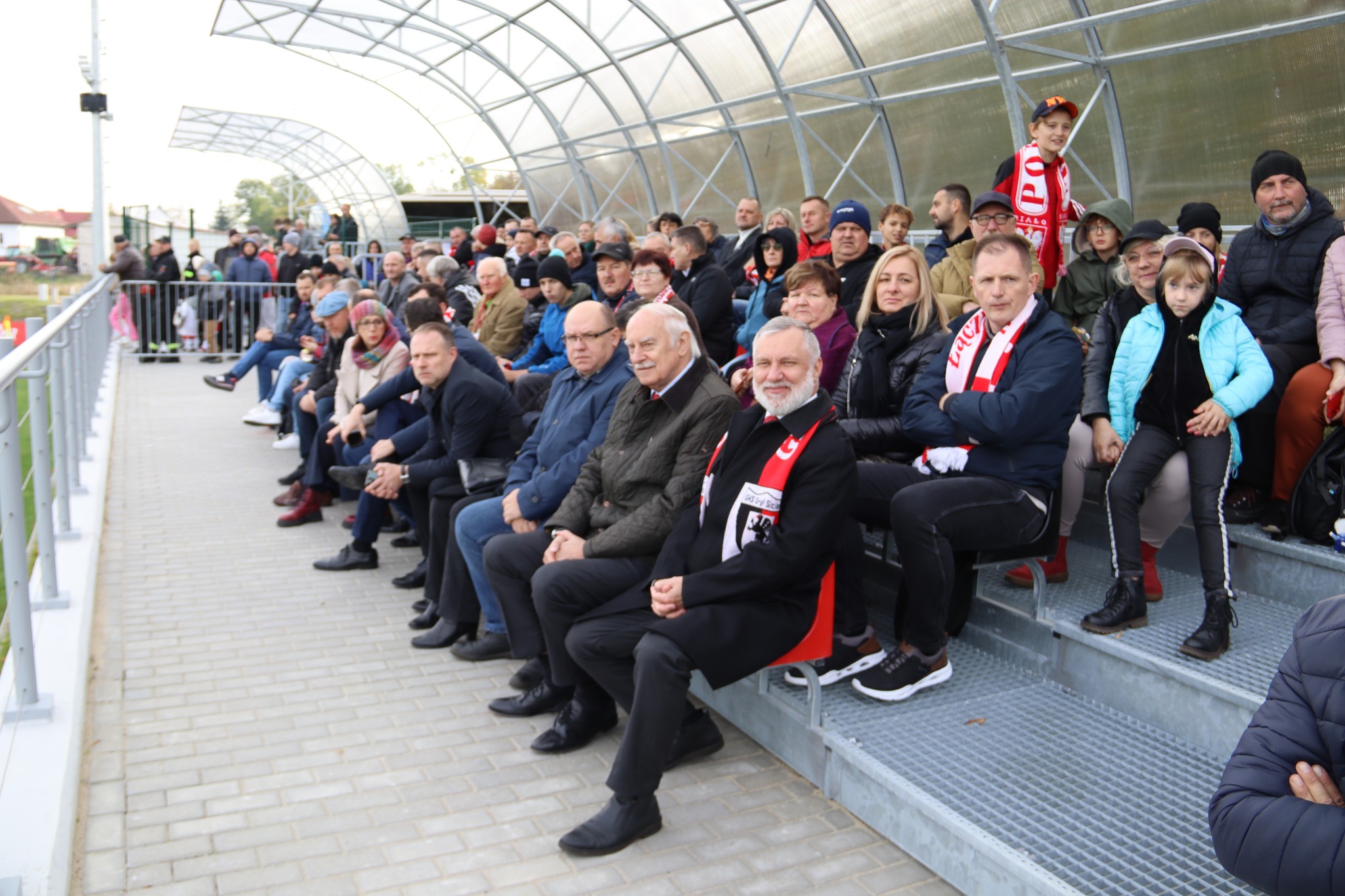 Otwarcie stadionu w Sicienku i mecz piłki  w ramach UEFA Development