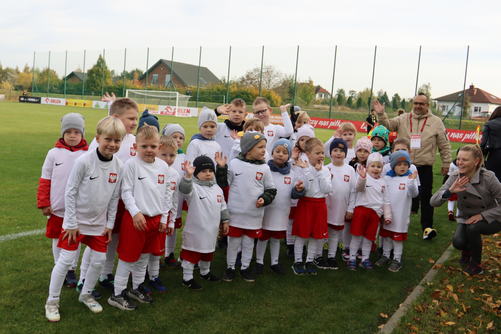 Otwarcie stadionu w Sicienku i mecz piłki  w ramach UEFA Development