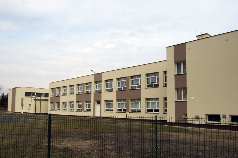 Szkoła Podstawowa w Strzelewie